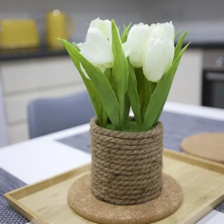 Lovely In Aldgate East 5 Apartment