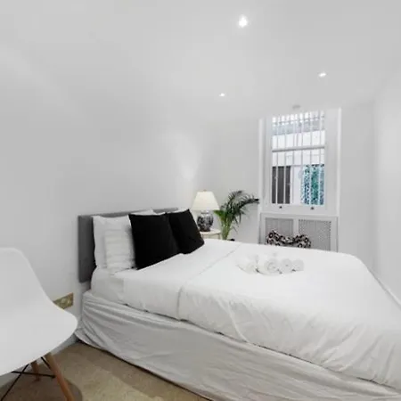 Kensington Apartamento *