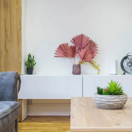 Marylebone Mews - Beautiful 2 Bedroom Flat London