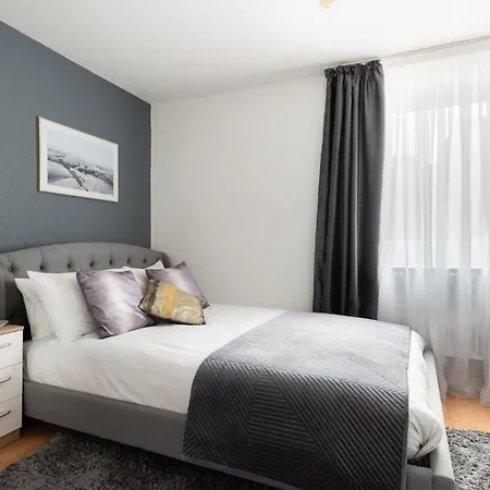 Apartment Spacious And Modern 4 Bed Next To Borough Station