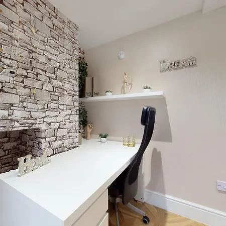 Apartment Lovely 2 Bedroom Near Highgate Station