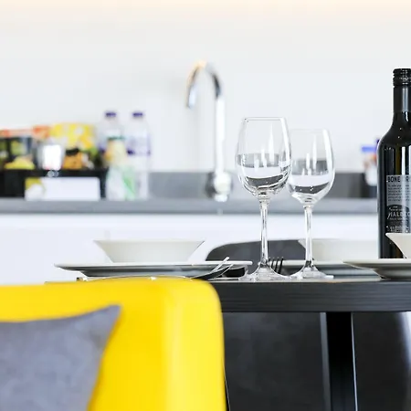 Апарт-отель Dockside At Excel 3*