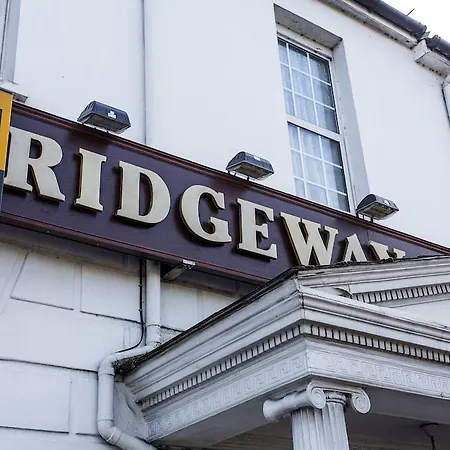 Ridgeway Hotel