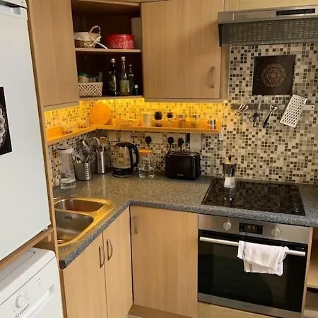Lovely Spacious 1-bedroom Flat In Tufnell Park Close To * London