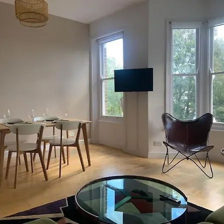 Lovely Spacious 1-bedroom Flat In Tufnell Park Close To * London