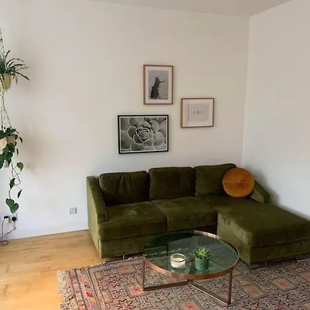 Lovely Spacious 1-bedroom Flat In Tufnell Park Close To Apartment London