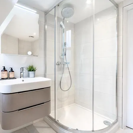 Be - The Soho Residences