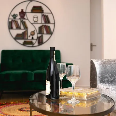 شقة **authentic & Spacious 5 Bed Apartment/hyde Park** لندن