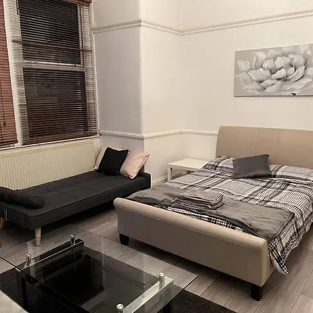 Apartment Norbury House - 1a Norbury (Greater London)