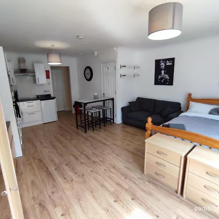 Apartment Excel With Parking