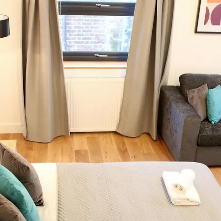 High Spec Luxury In Sydenham *