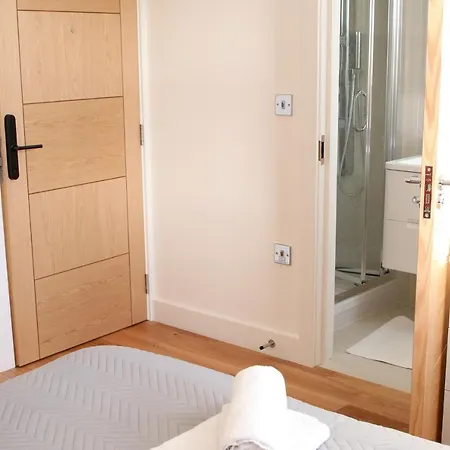 Exclusive Ensuite Double
