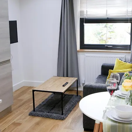 Deluxe And Modern In Sydenham