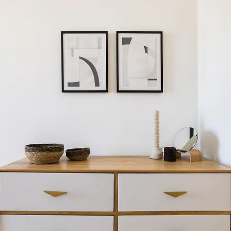 The Nine Elms Lane Arms - Stunning & Bright 2bdr Flat