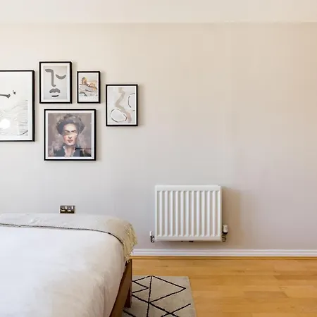 Apartment The Nine Elms Lane Arms - Stunning & Bright 2bdr Flat London