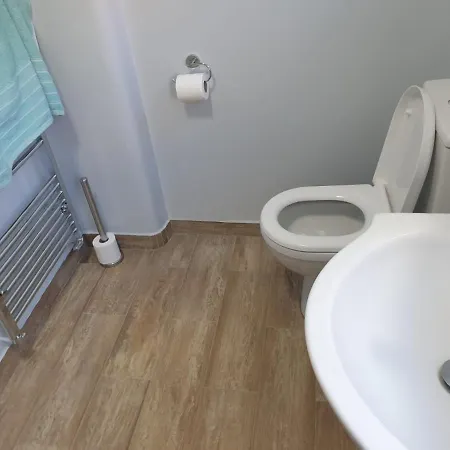 Burney Tomar House Проживание в семье