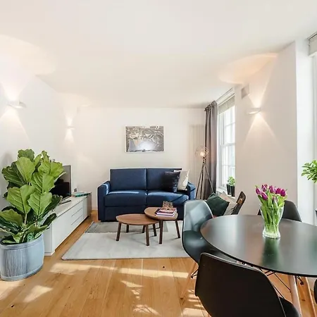 Fantastic 1 Bedroom Flat Leicester Square West End *