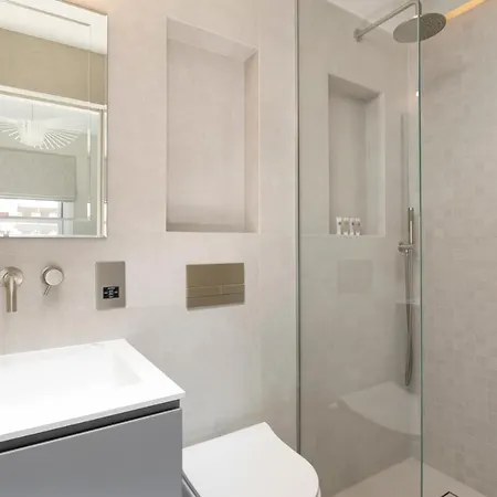 Penthousestays Chelsea - Luxury King / Queen Bed - Near King's Road Appartamento Londra
