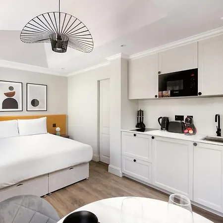 Penthousestays Chelsea - Luxury King / Queen Bed - Near King's Road Appartamento Londra