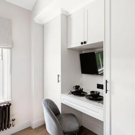 Penthousestays Chelsea - Luxury King / Queen Bed - Near King's Road Appartamento Londra