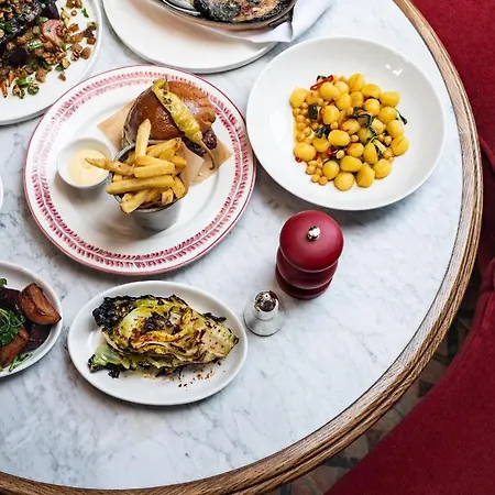 The Princess Royal, Nothing Hill Hotel 3*