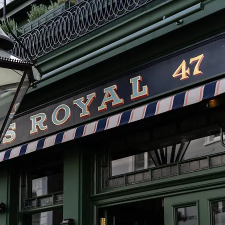 The Princess Royal, Nothing Hill 3*
