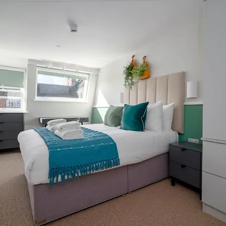 37 Doughty Street Апартаменты Лондон
