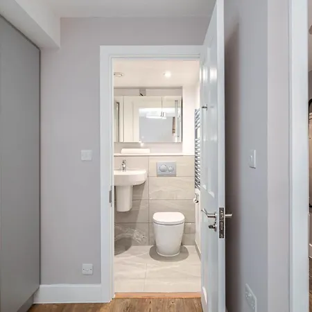 37 Doughty Street Лондон
