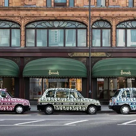 Harrods Luxury Apartment