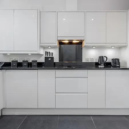 Harrods Luxury Apartment *