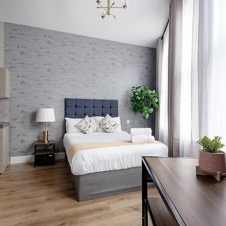 Modern Apartment London