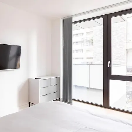 Apartment 1097 Luxury 2 Bedroom