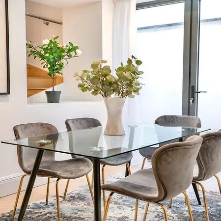 Be - The Lincoln's Residences Apartment *