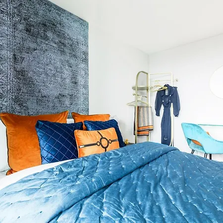 Thames View In Town! Large Luxxe Nomad Design Family Apartment