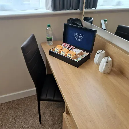 Western Northfields Ealing Hotel London