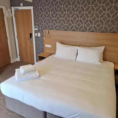 Western Northfields Ealing Hotel 3*