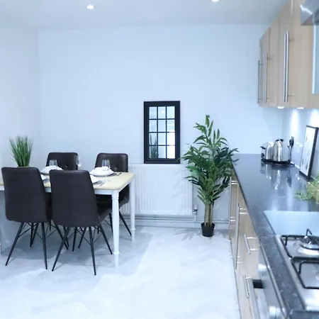 Hale Holiday home *