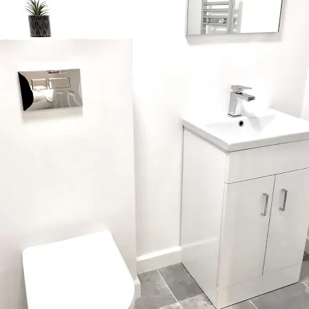Dunamis Staycation 3 Guest house Croydon