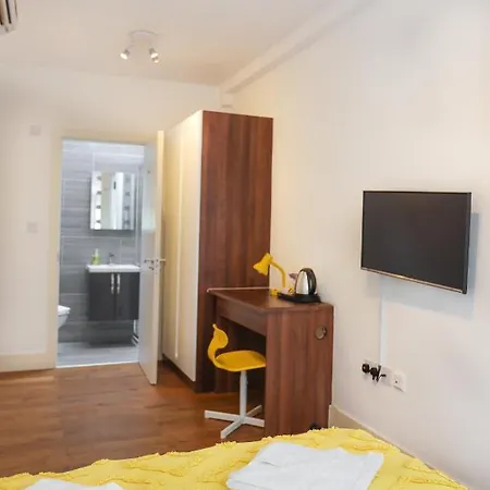 Hotel Titiwangsa One At Paddington Londra