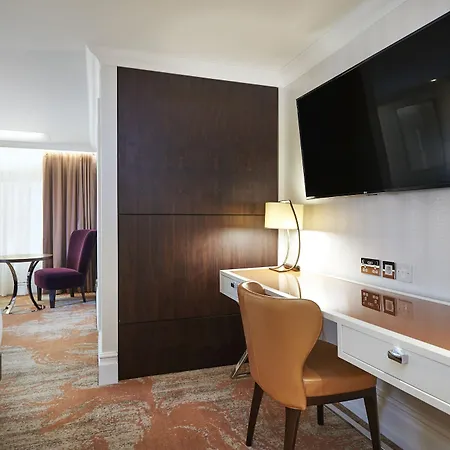 Hilton Hyde Park London
