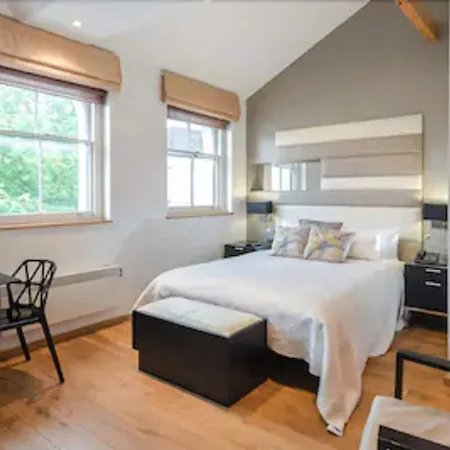 Lejlighedshotel Space