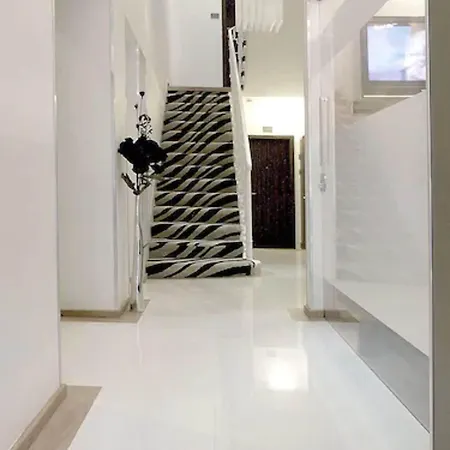 Space Aparthotel