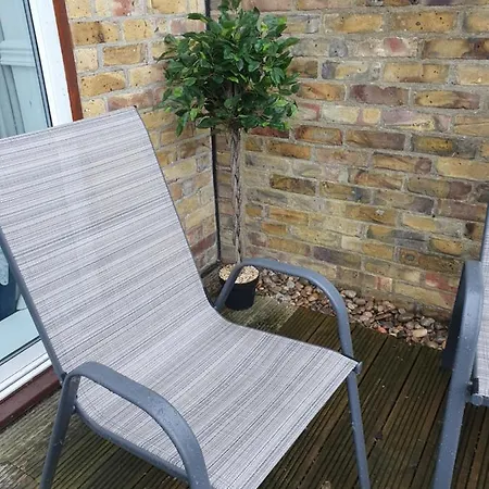 North Townhouse * Orpington
