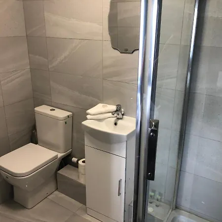 Hotel Parkwood 3*
