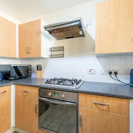 Appartement Pass The Keys Cozy With Private Balcony In Whitechapel *