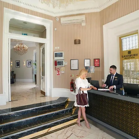 Hotel The Lansbury Heritage A Sunday - Canary Wharf Londres