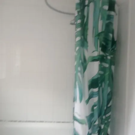 Apartment Budget Shared Bathroom