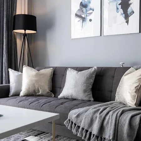 Spacious 4 Bedroom House Next To Kensington Palace Appartement *