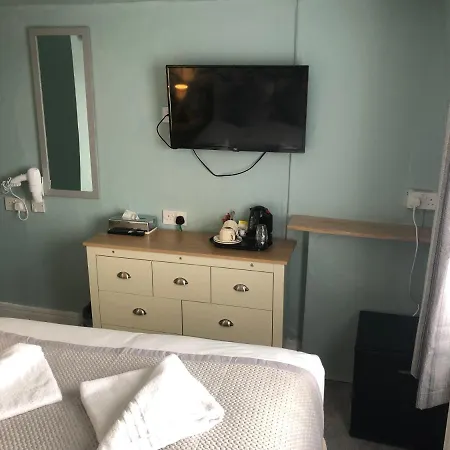 Parkwood 3* London