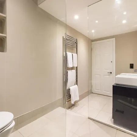 The Paddington Flat - Modern 2bdr With Patio Apartment London